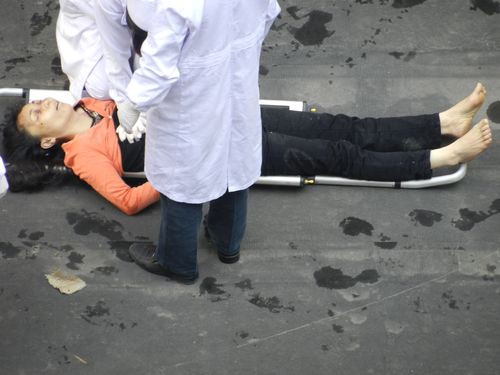 杭州一男孩坠楼身亡;杭州男孩坠楼身亡原因